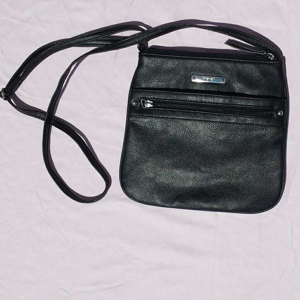 SALE Black nine west purse